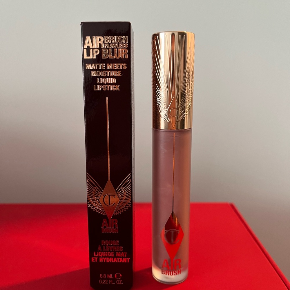 Charlotte Tilbury pillow talk lip gloss